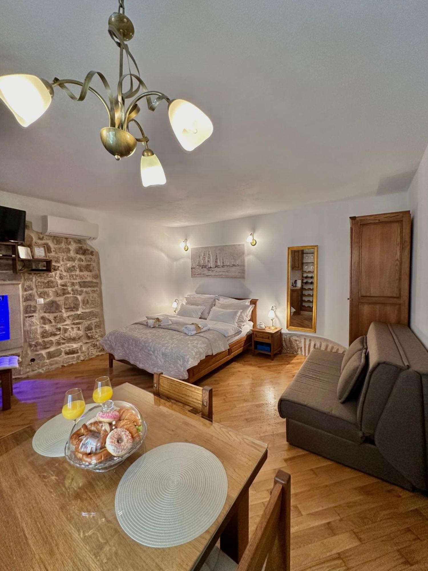 Diocletian Wine Studio Apartment II Split Luaran gambar