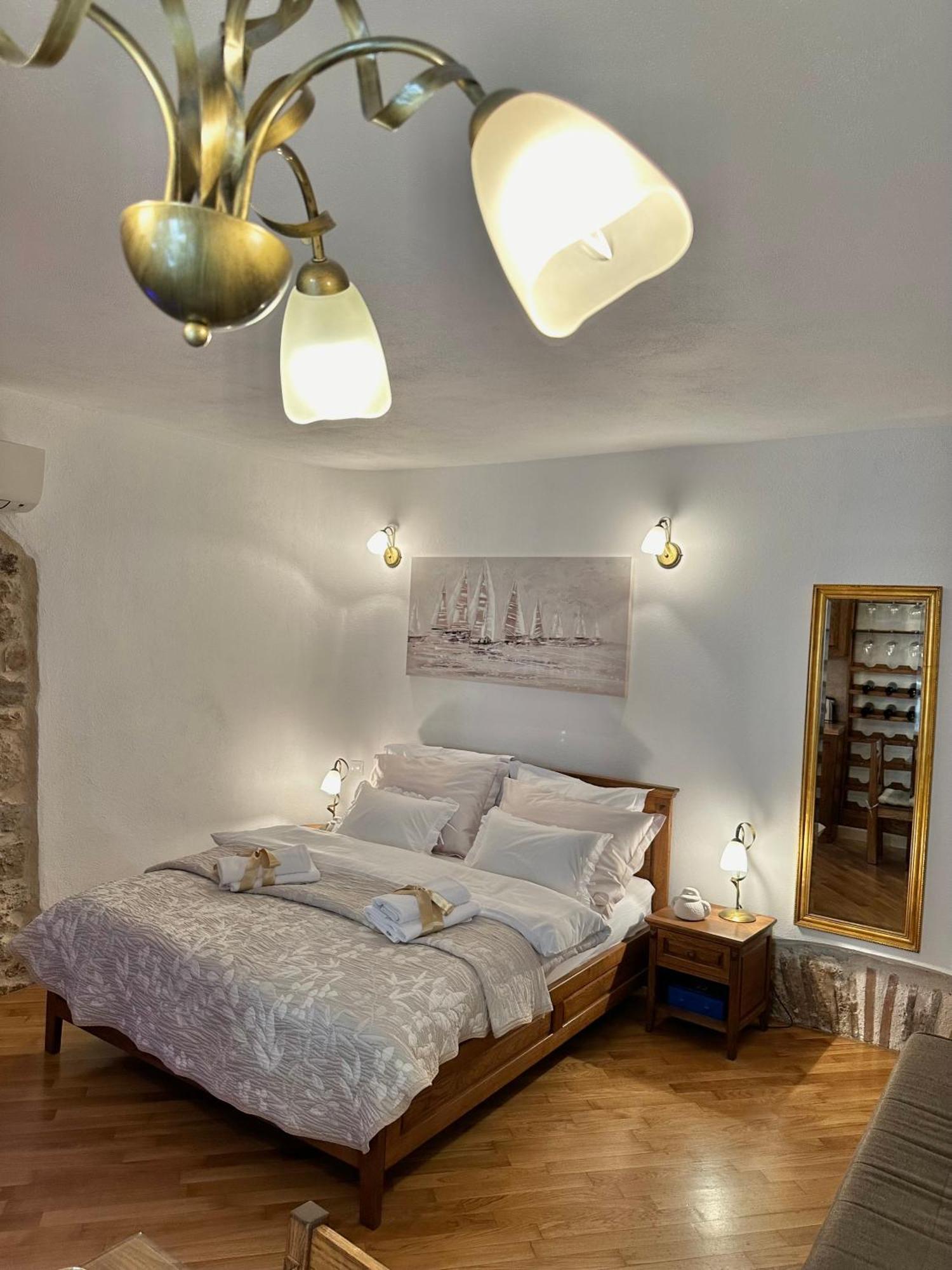 Diocletian Wine Studio Apartment II Split Luaran gambar